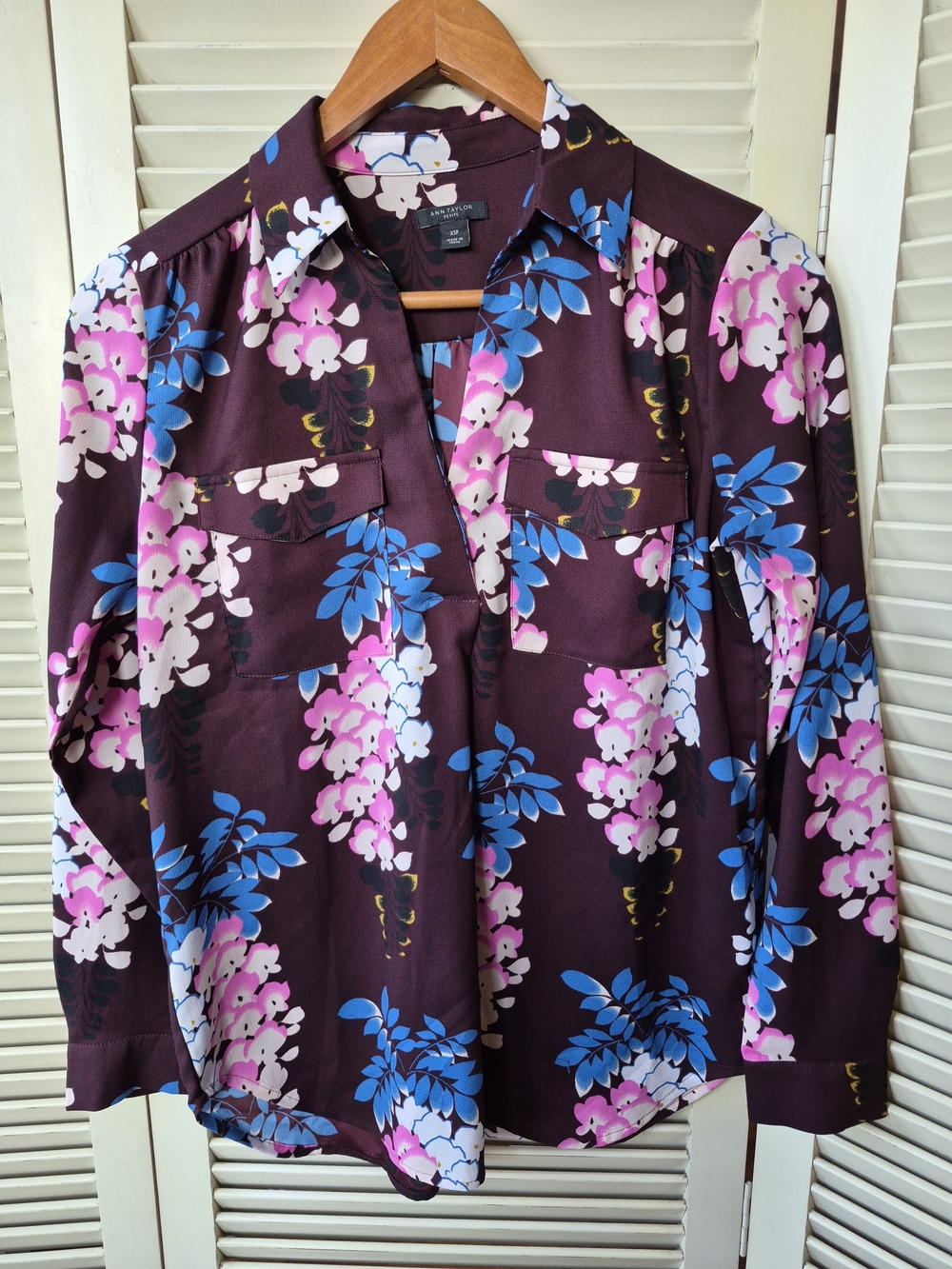 Ann Taylor Floral Blouse Size XSP